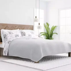 Gray Patchwork Reversible 2-pc. Twin Quilt Set