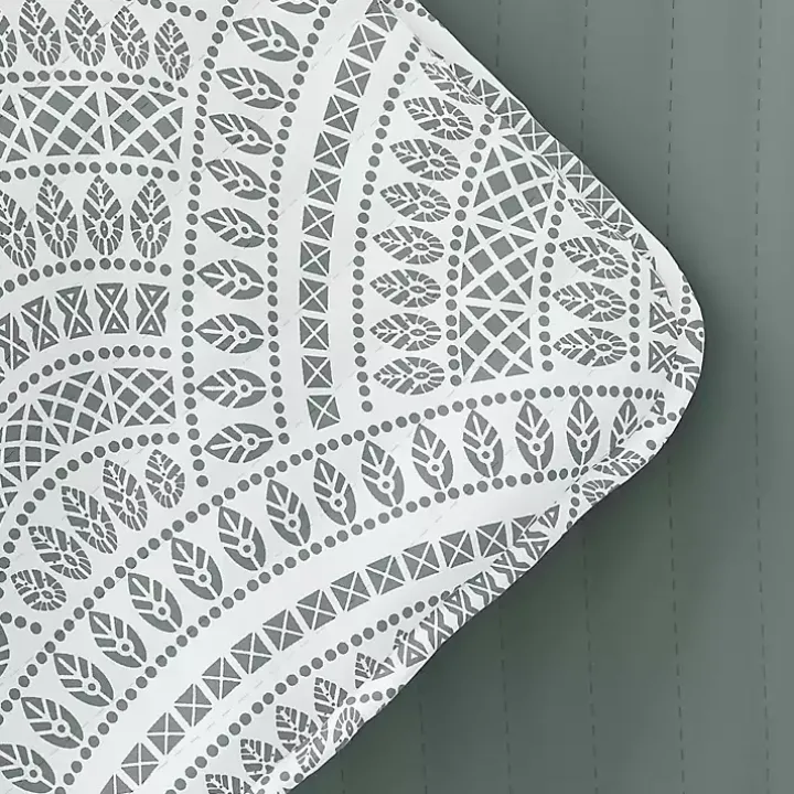 Green Scalloped Reversible 2-pc. Twin Quilt Set