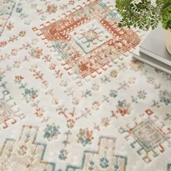 Irsia White Traditional Area Rug, 5x7