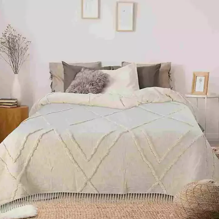 Ivory Geometric Queen Coverlet