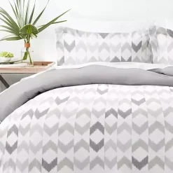 Light Gray Chevron 3-Pc. Queen Duvet Cover Set
