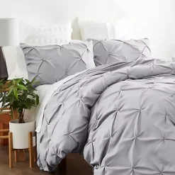 Light Gray Soft Pinch 3-pc. Queen Duvet Cover Set