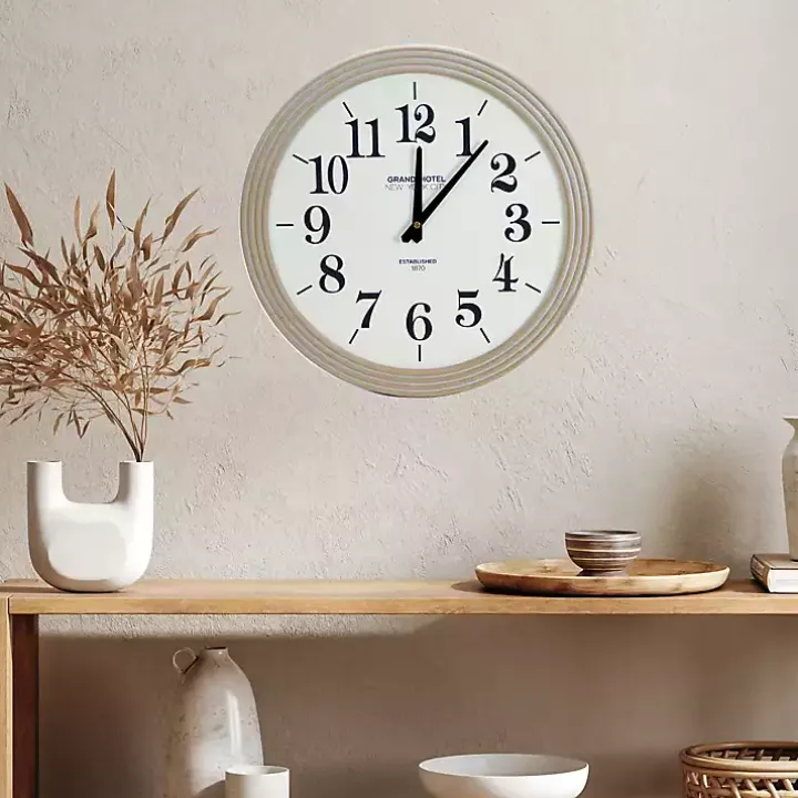 Round Natural Reed Frame Wall Clock