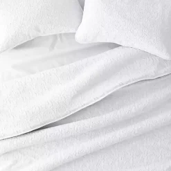 White Floral Stitch 3-pc. King Quilt Set