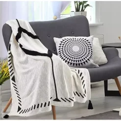 Anna Black And White Diamond Throw