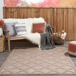 Beige Trellis Indoor/Outdoor Area Rug, 6x9