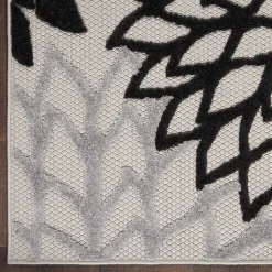 Black and White Floral Outdoor Area Rug, 7x10