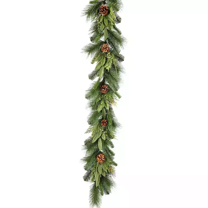 Cedar and Bayleaf Pinecone Garland