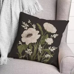 Floral Bloom I Indoor/Outdoor Pillow