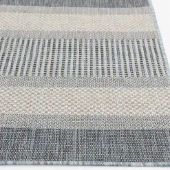 Gray Blue Elletta Indoor/Outdoor Area Rug, 7x9