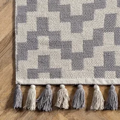 Gray Chevron Cotton Tassel Area Rug, 8x10