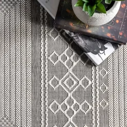 Gray Lee Global Stripes Outdoor Area Rug, 5x8