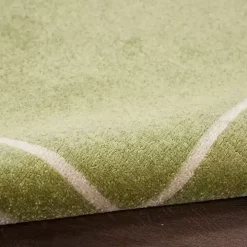 Green Bordered Indoor/Outdoor Area Rug, 6x9