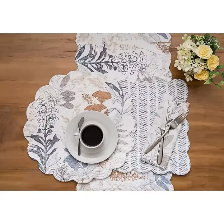 Lina Floral Scalloped Table Runner