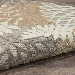 Neutral Floral Burst Outdoor Round Area Rug, 7 ft.