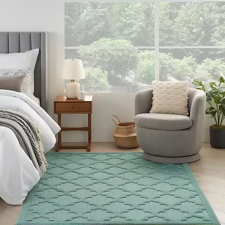 Seaglass Trellis Outdoor Area Rug, 5x7