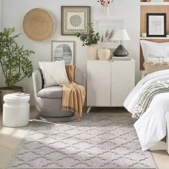 Silver Trellis Indoor/Outdoor Area Rug, 5x7