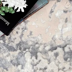 Vintage Natalya Area Rug, 5x8