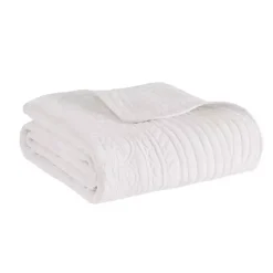 White Oversized Quilted Scalloped Edge Throw